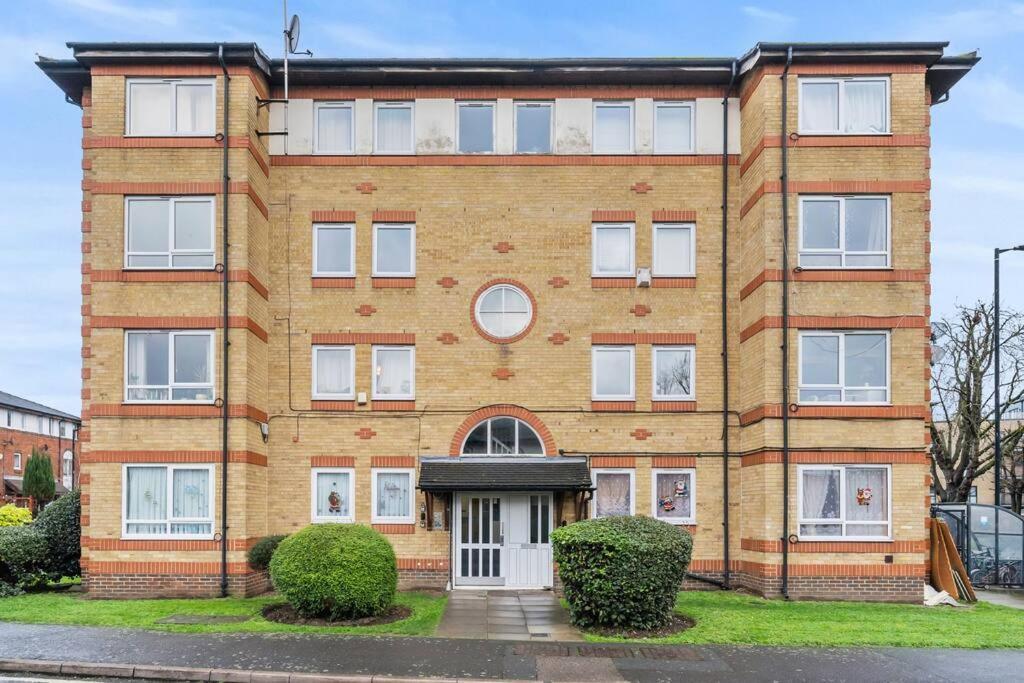 Cozy In Greater - 1br,1 Bath Appartamento Londra